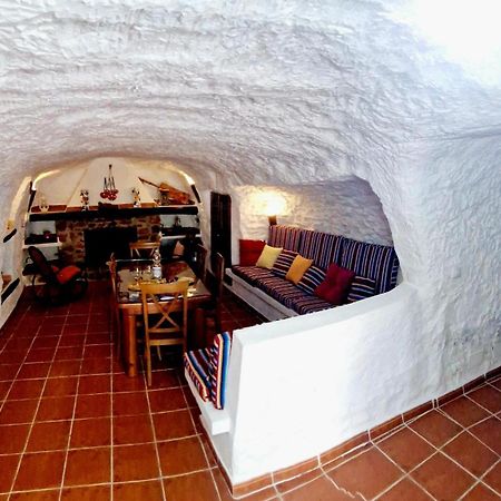 Casa Cueva Cascamorras "Capricho Andaluz" Baza Dış mekan fotoğraf