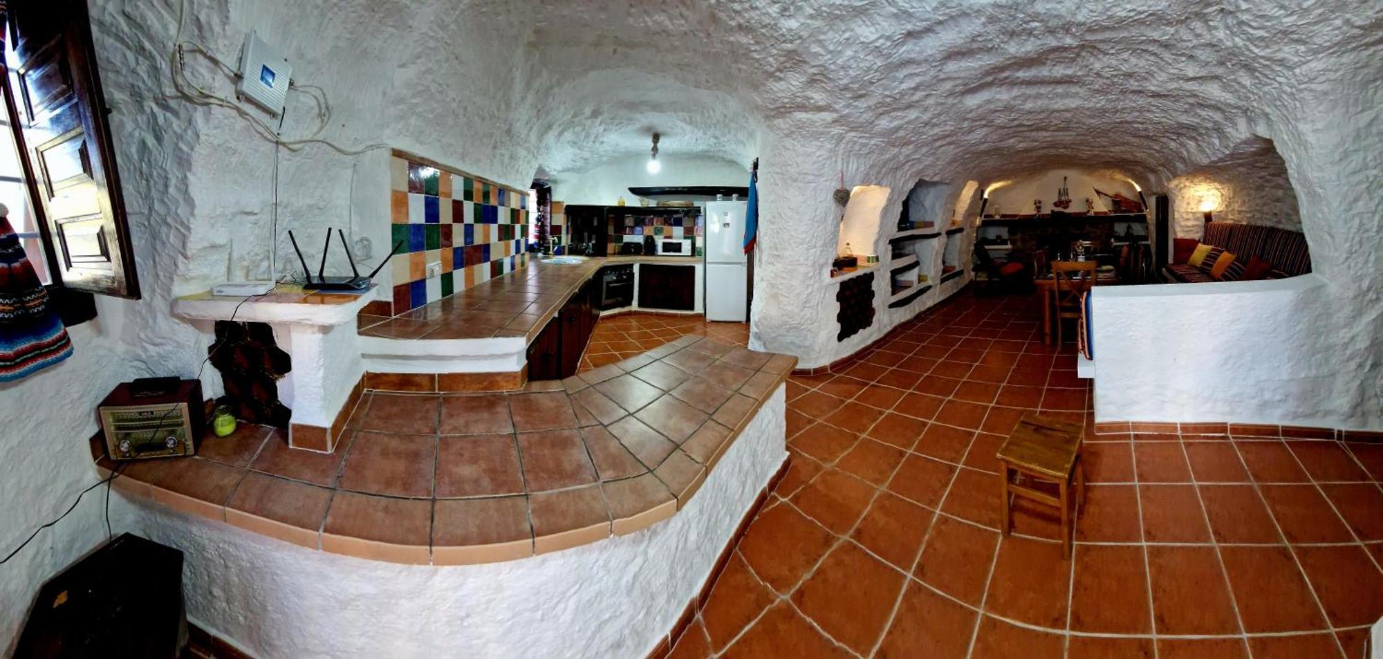 Casa Cueva Cascamorras "Capricho Andaluz" Baza Dış mekan fotoğraf