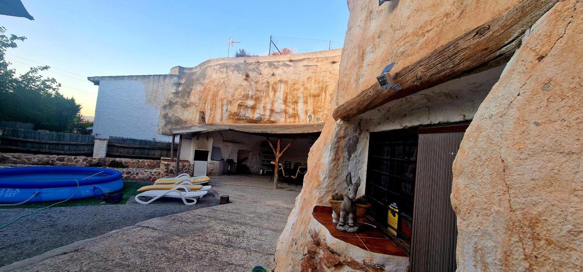 Casa Cueva Cascamorras "Capricho Andaluz" Baza Dış mekan fotoğraf