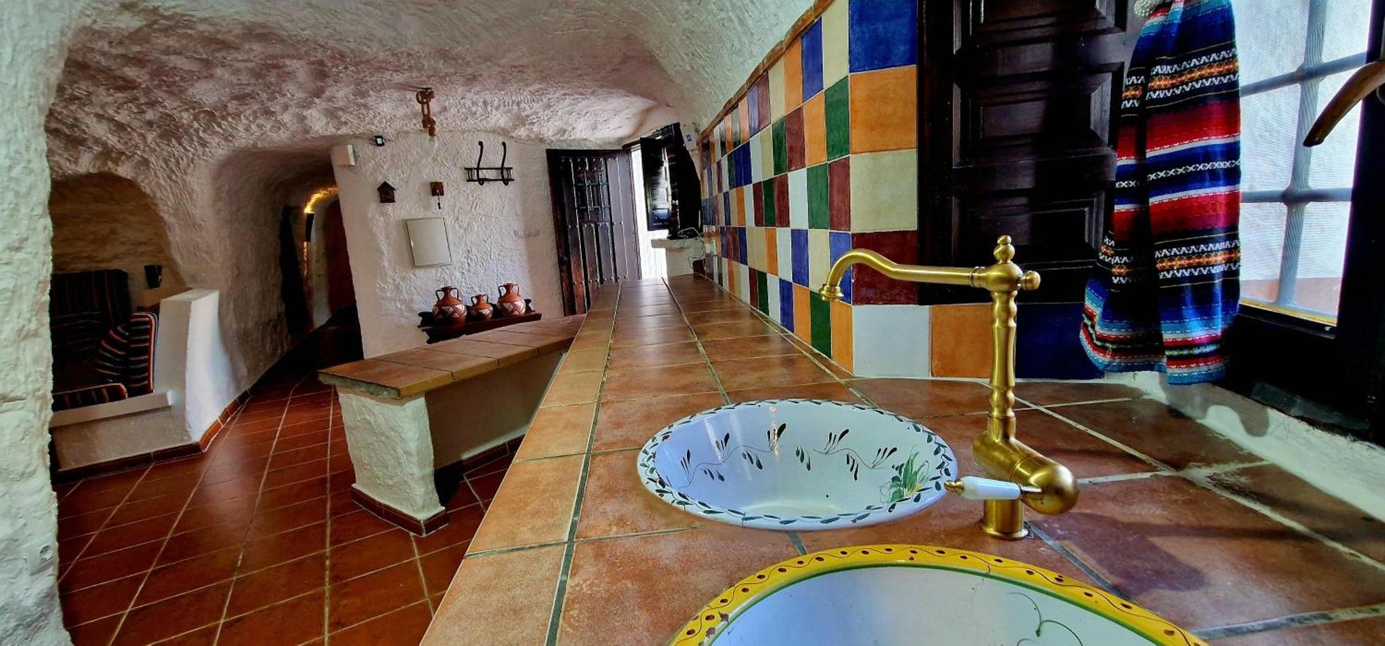 Casa Cueva Cascamorras "Capricho Andaluz" Baza Dış mekan fotoğraf