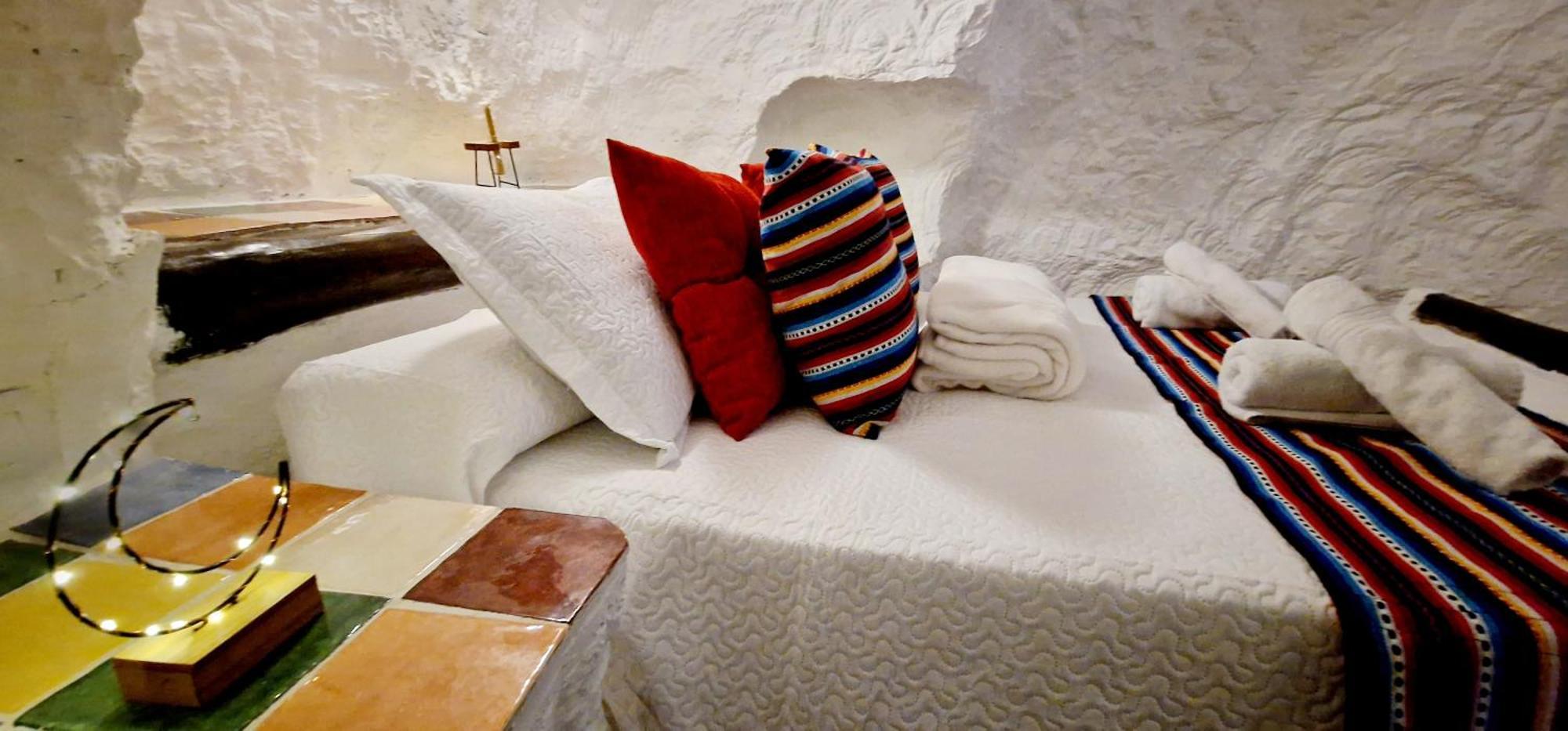 Casa Cueva Cascamorras "Capricho Andaluz" Baza Dış mekan fotoğraf